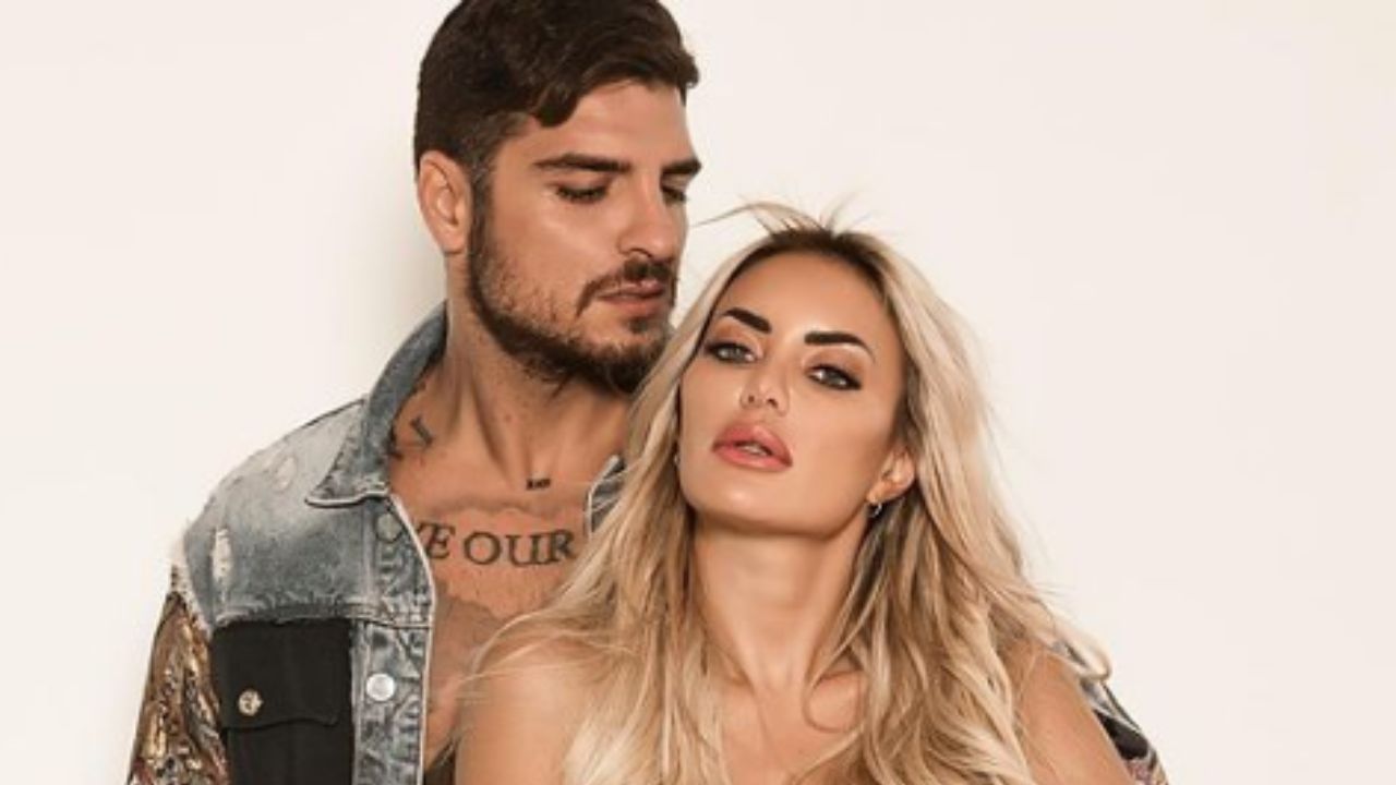 Elena Morali e Luigi Favoloso senza veli video