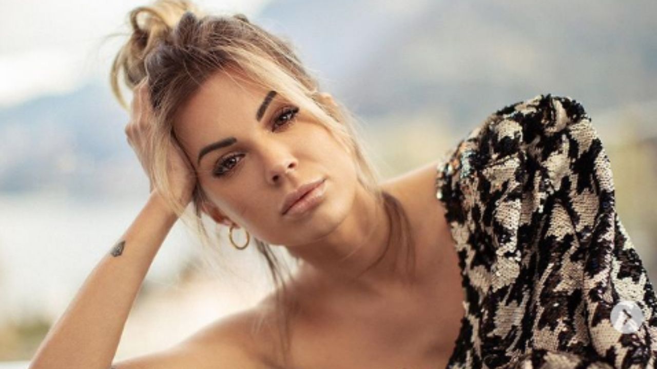 ludovica pagani body camicetta fiato