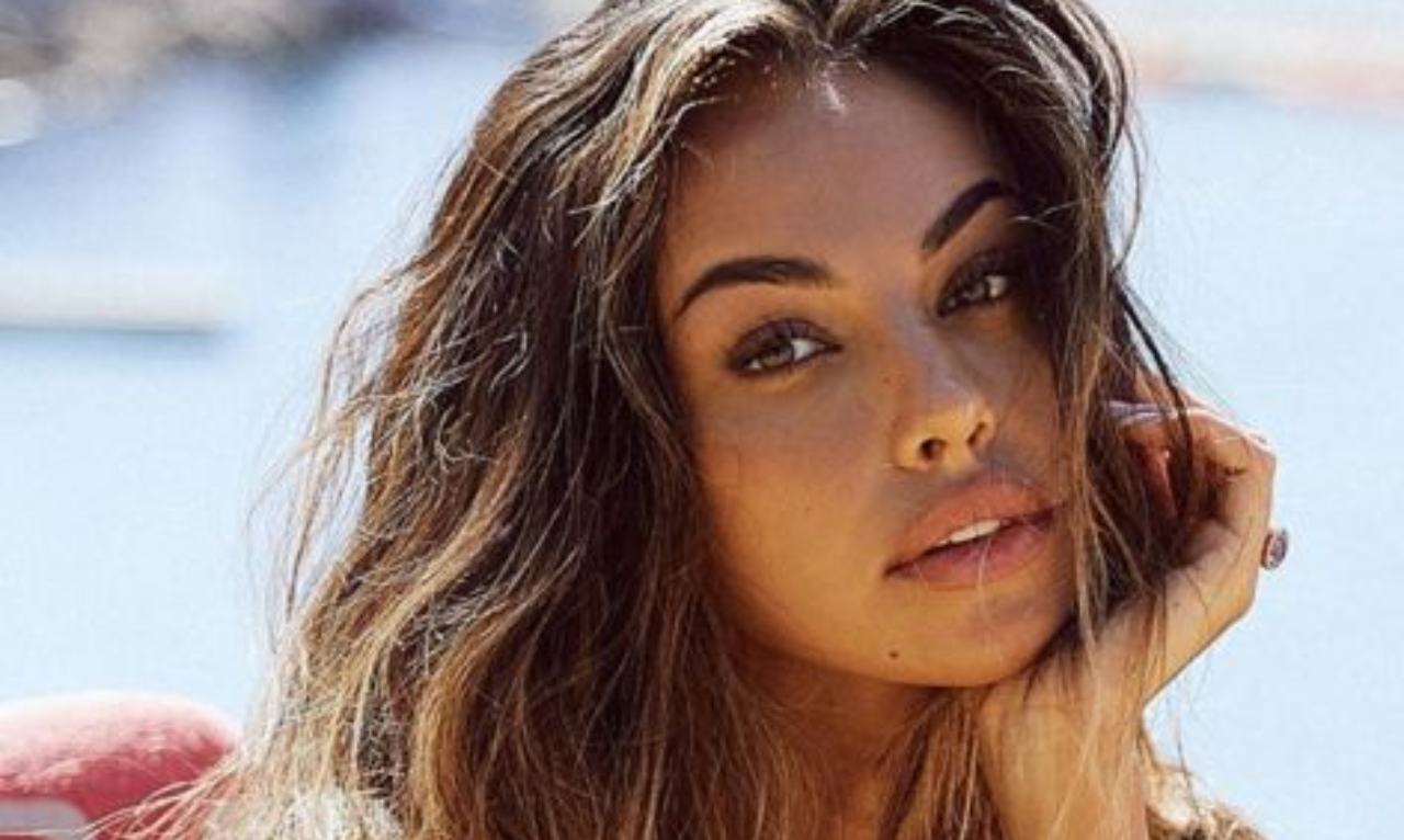 Madalina Ghenea sexy