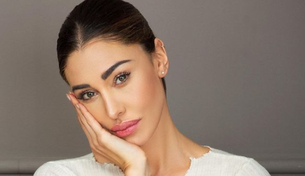 belen rodriguez maglioncino