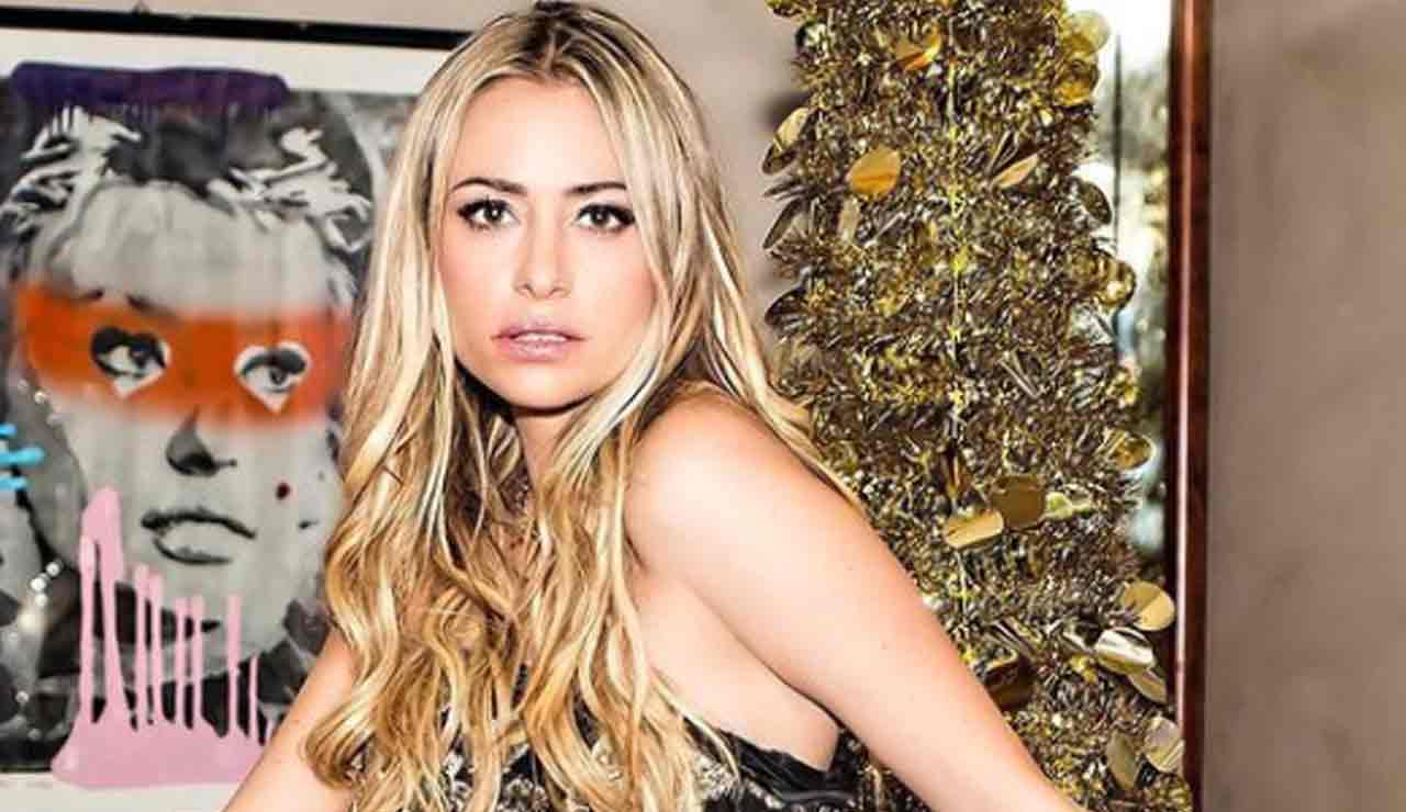 martina stella intimo