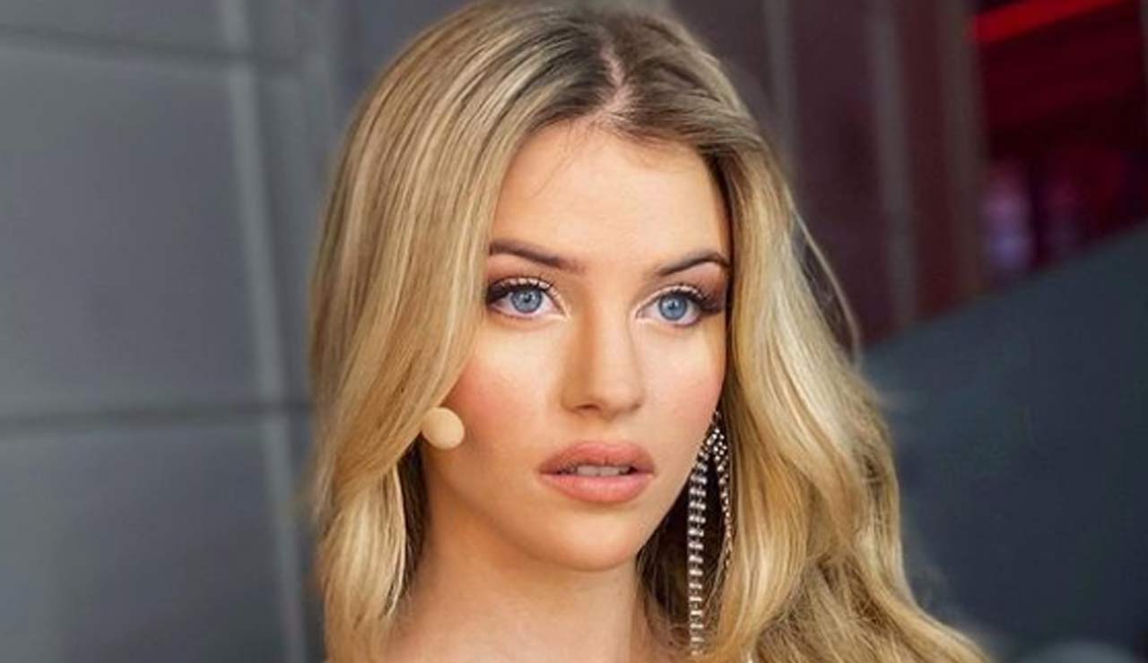 sara croce scollatura