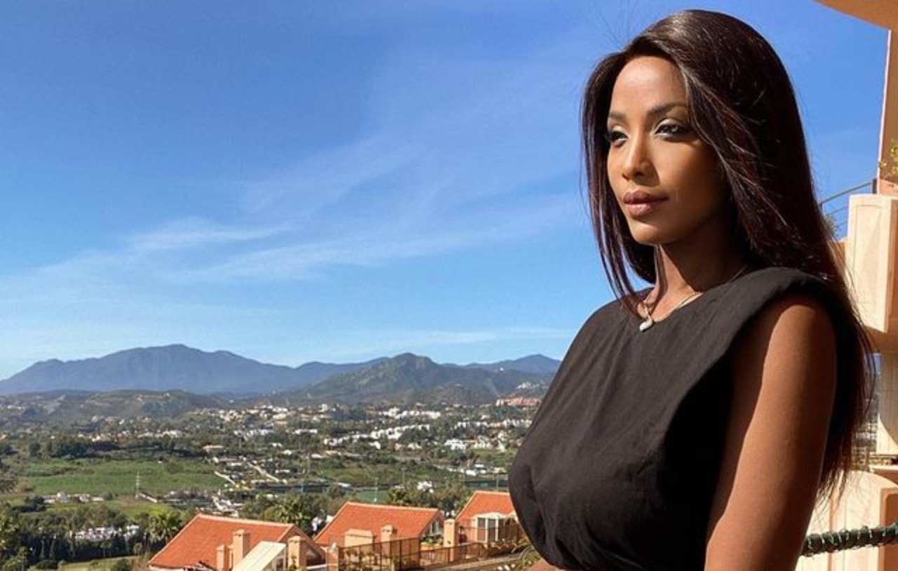 Ainett Stephens piccolo angelo