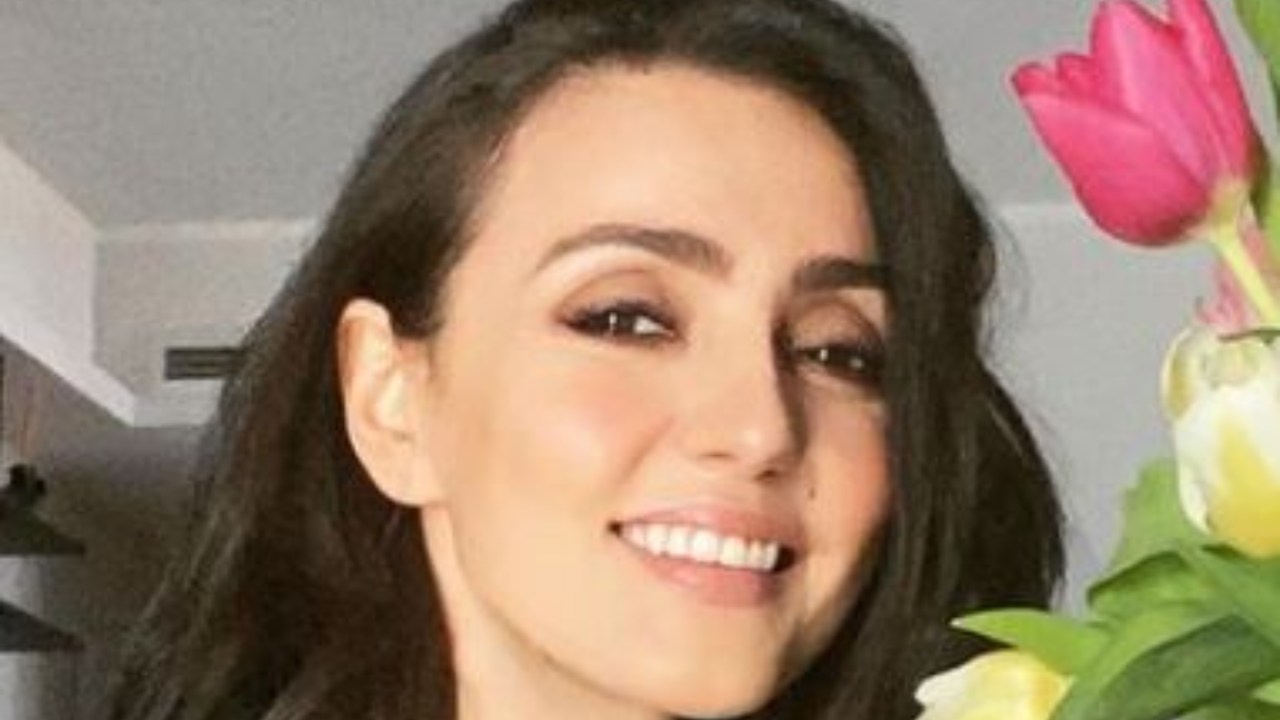 Ambra Angiolini Annucio Social