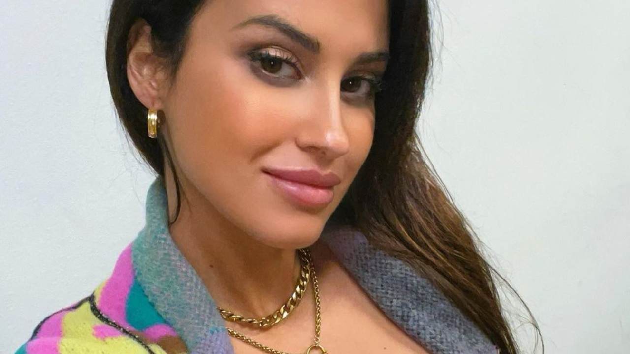 Eleonora Incardona sguardo sensuale