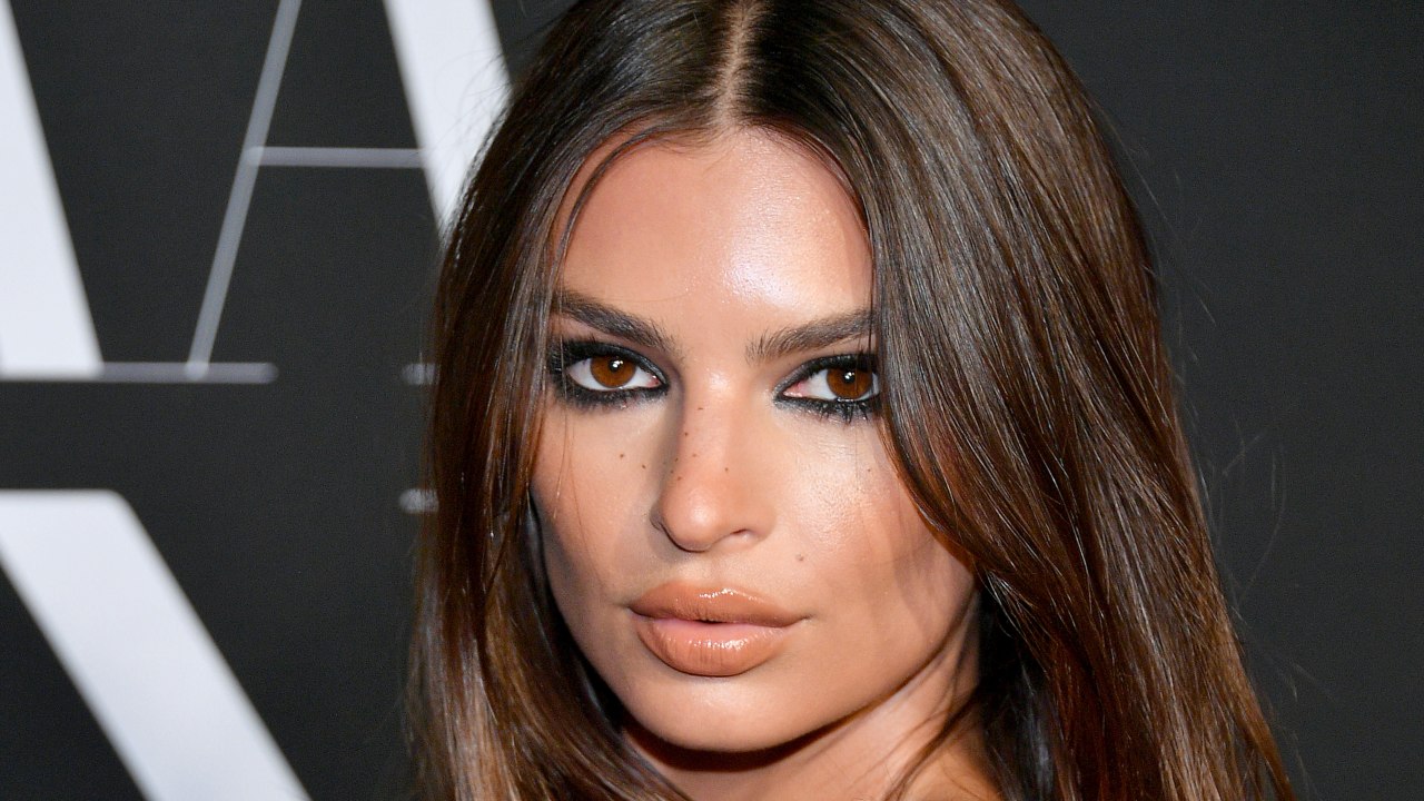 Emily Ratajkowski Primo Piano