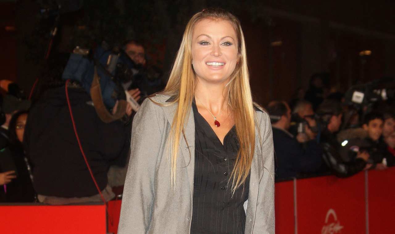 Eva Henger sorridente