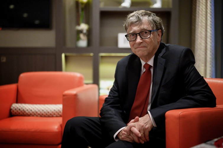 Bill Gates risponde ai complottisti