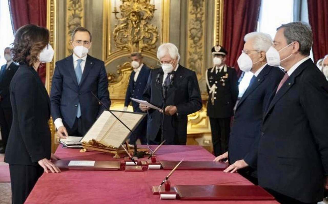 Gelmini gaffe giuramento