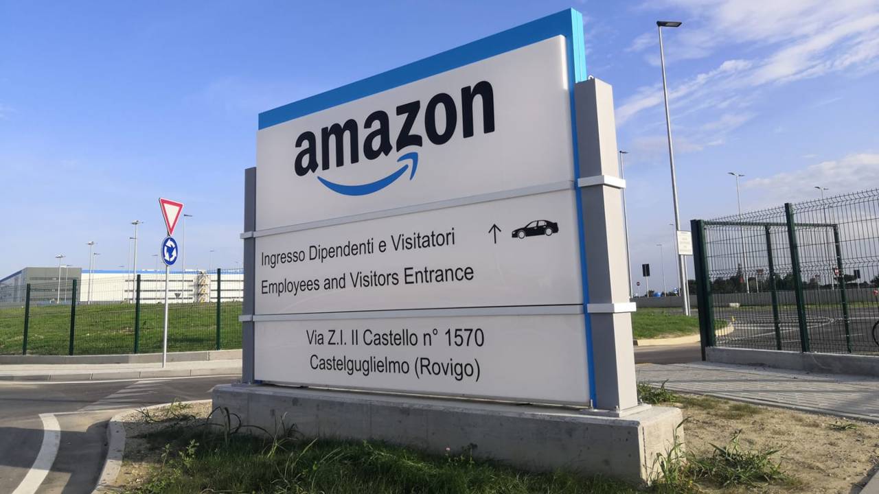 Amazon Furto Dipendente Rovigo