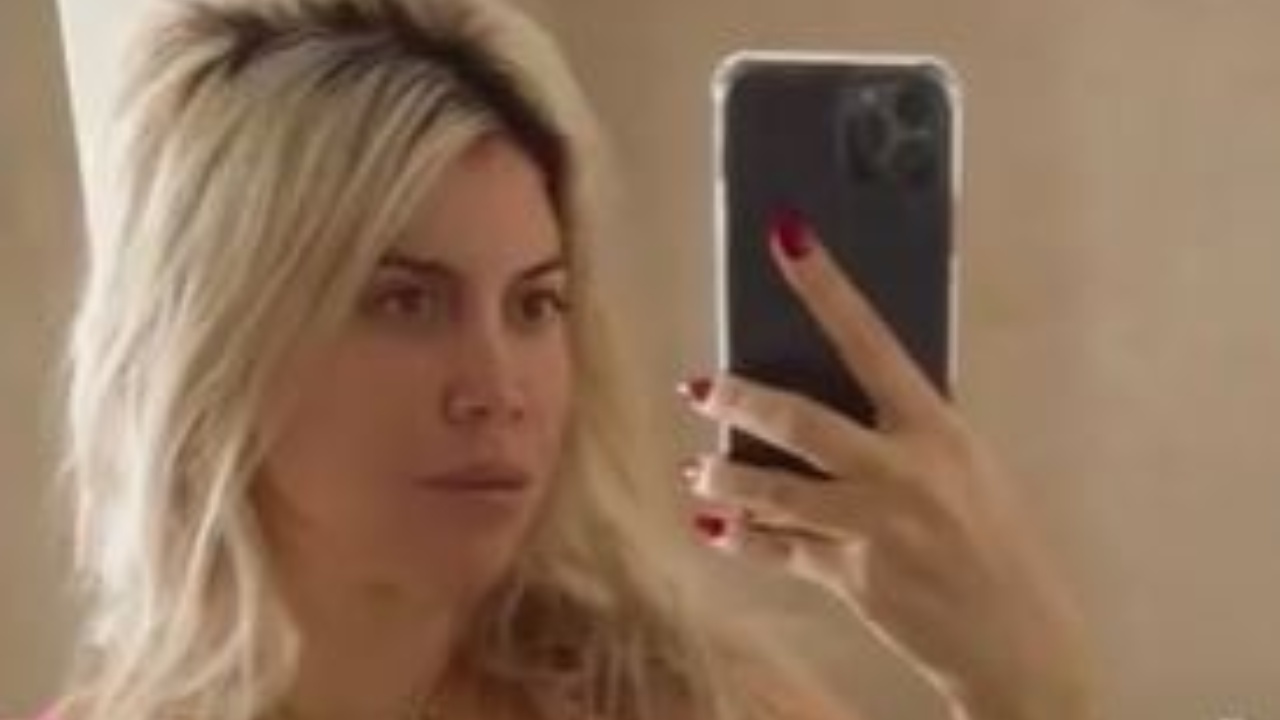Wanda Nara Selfie Specchio Figlia