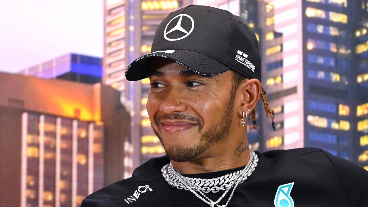 Hamilton Contratto 2021