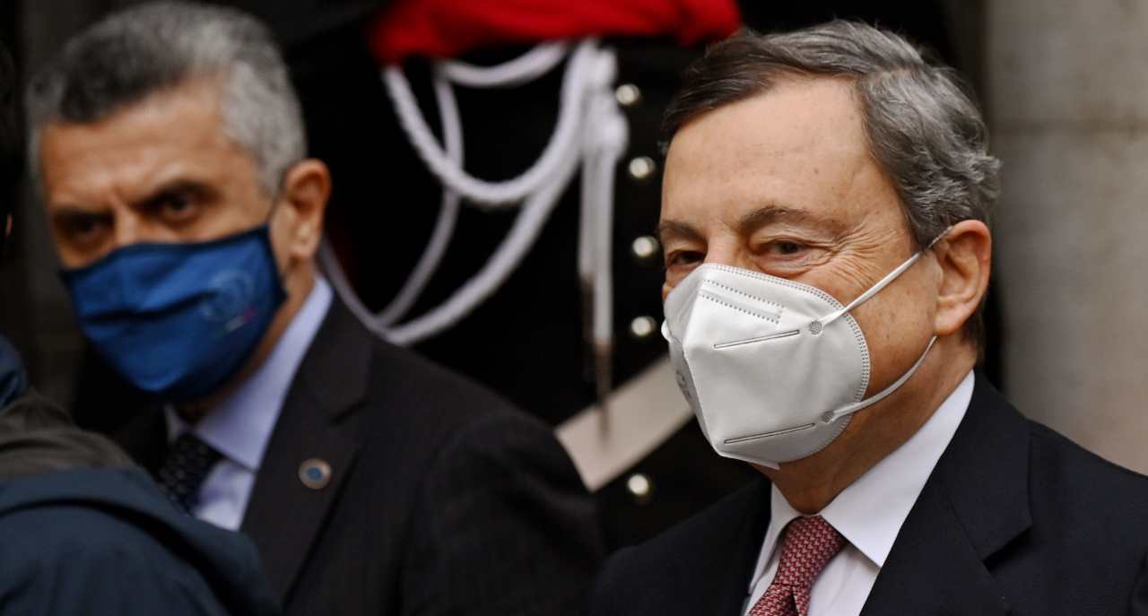 mario draghi mascherina