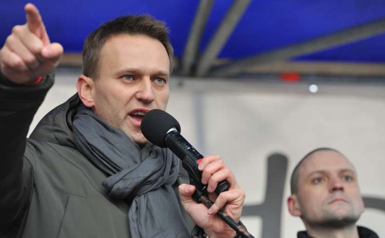 Navalny parla al microfono