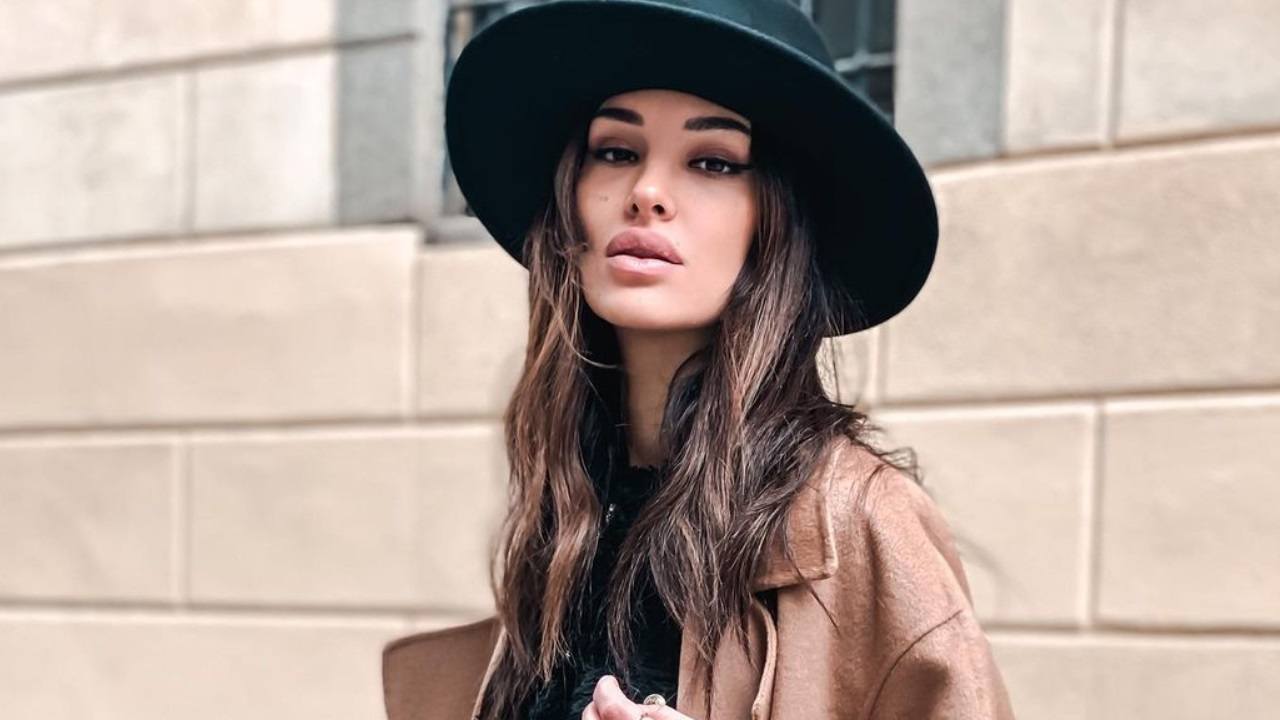 Rosa Perrotta col cappello