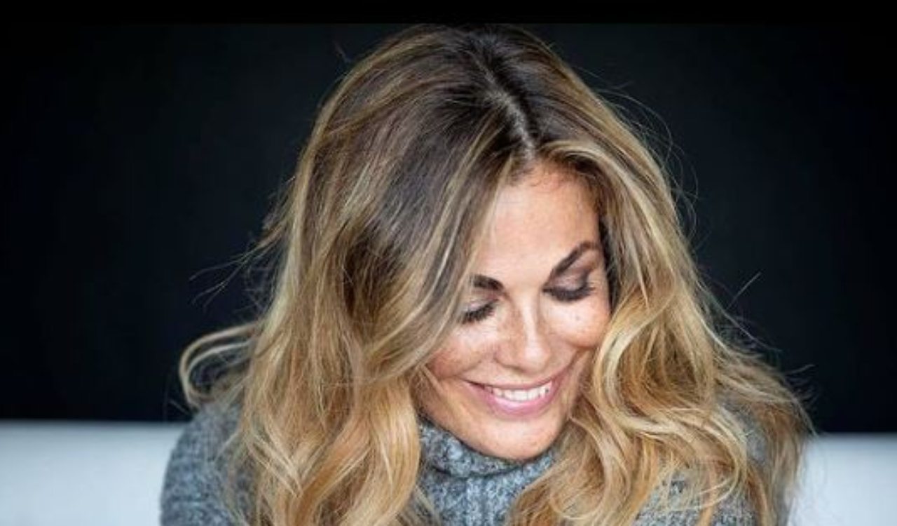 Vanessa Incontrada sorridente