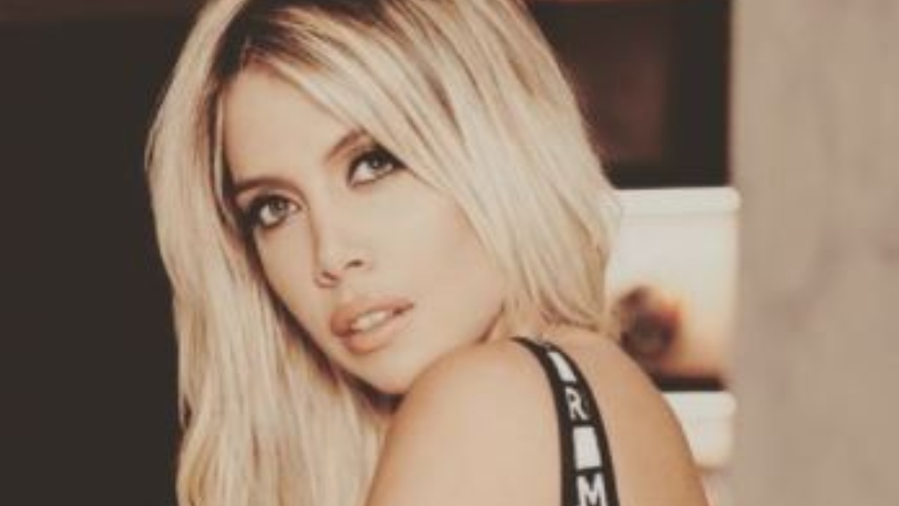 Wanda Nara Rondine Tatuaggio