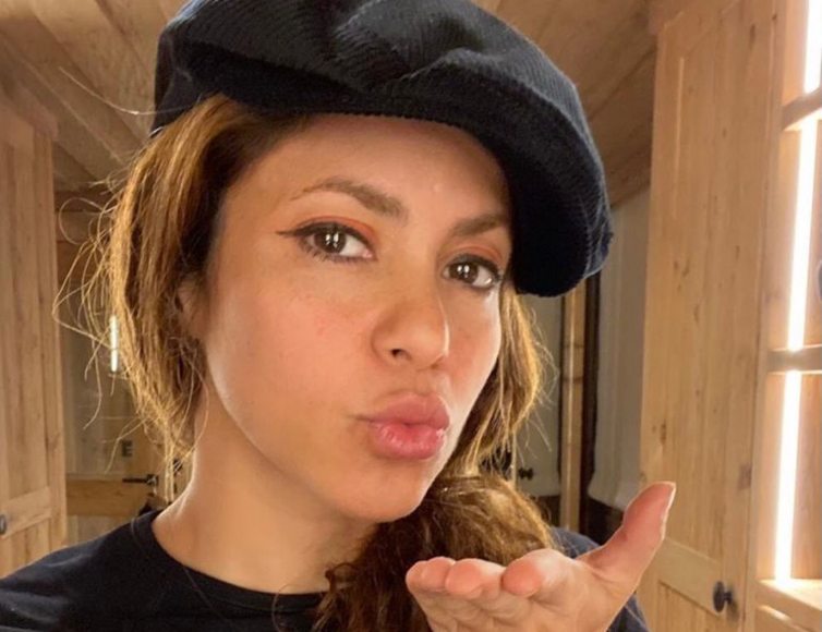Shakira primo piano