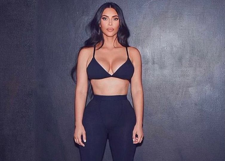 Kim Kardashian fisico perfetto