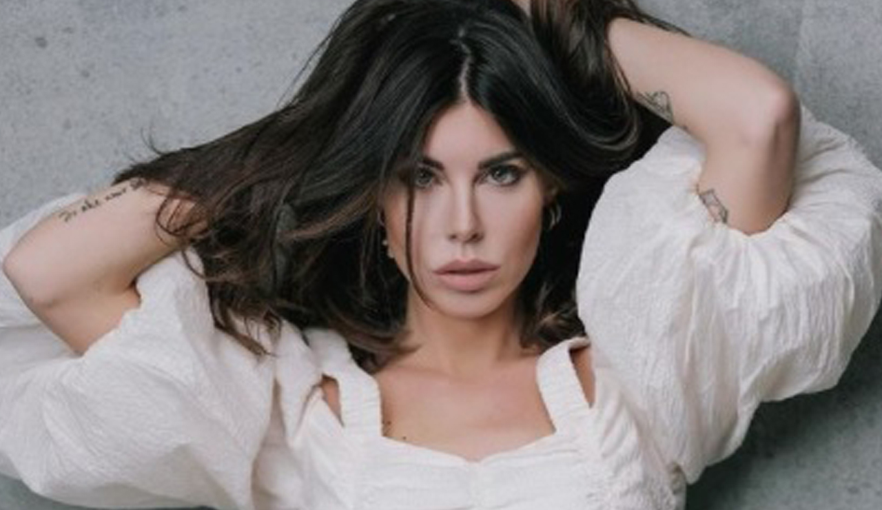 bianca atzei occhi da gatta