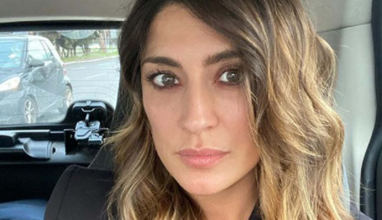 isoardi trasparenze e minigonna