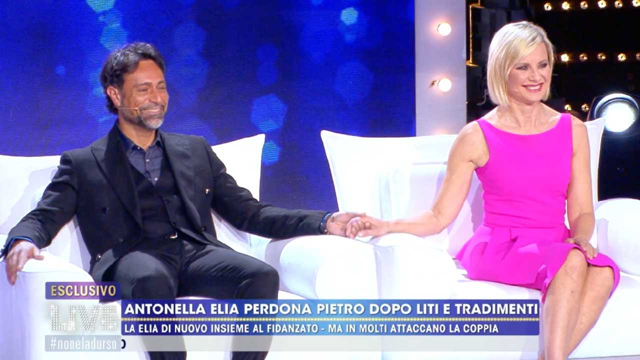 Antonella Elia e Pietro Delle Piane a Live