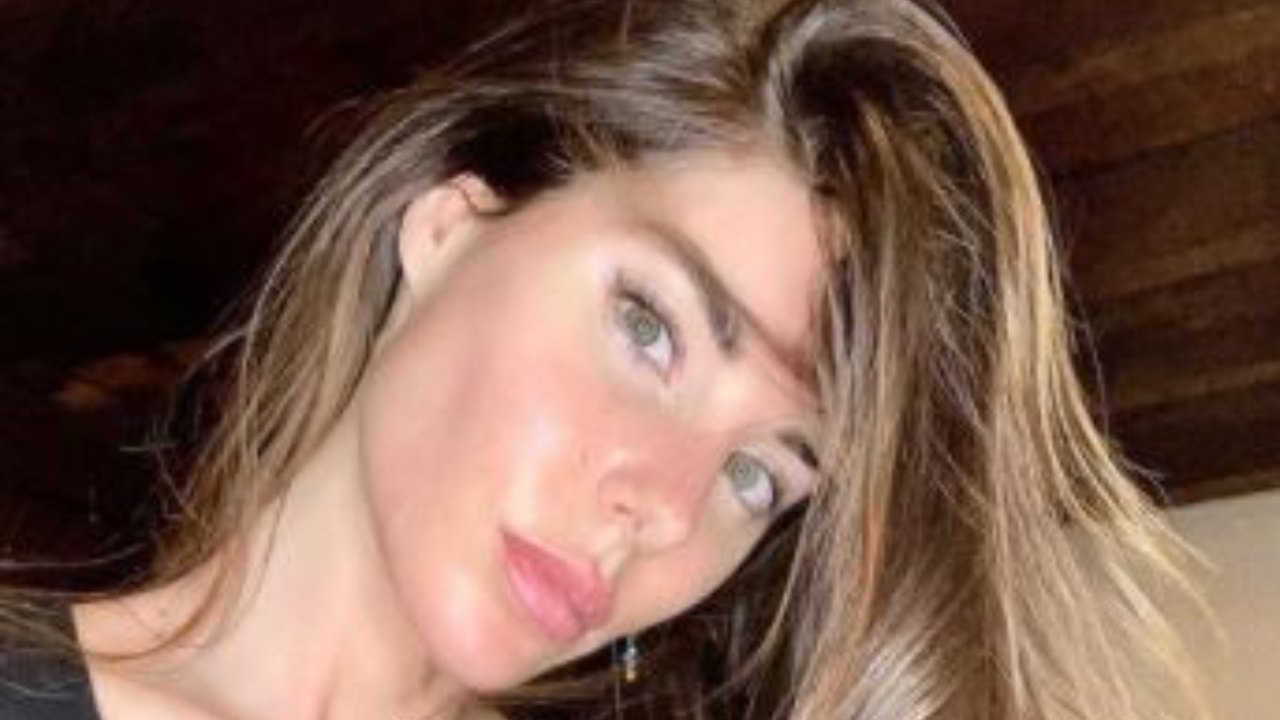 Bianca Atzei Baciata Sole Capelli