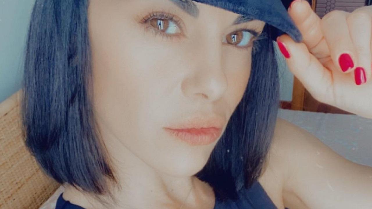 Bianca Guaccero con cappello