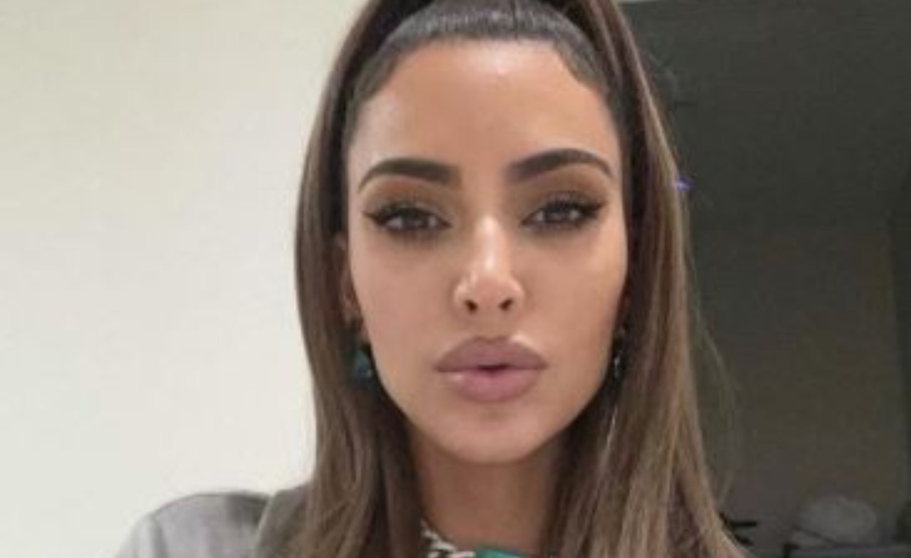 Kim Kardashian primo piano