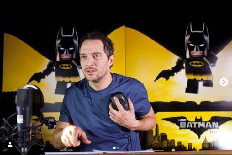 Claudio Santamaria, doppiatore di Batman