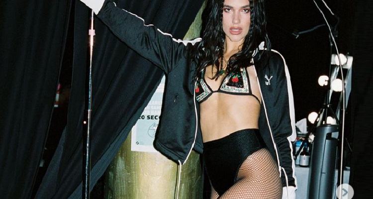 Dua Lipa seducente