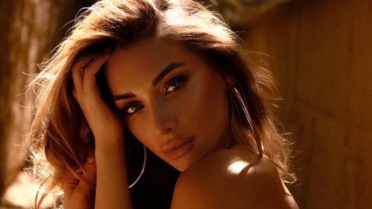 Elisa De Panicis Vestito Hot