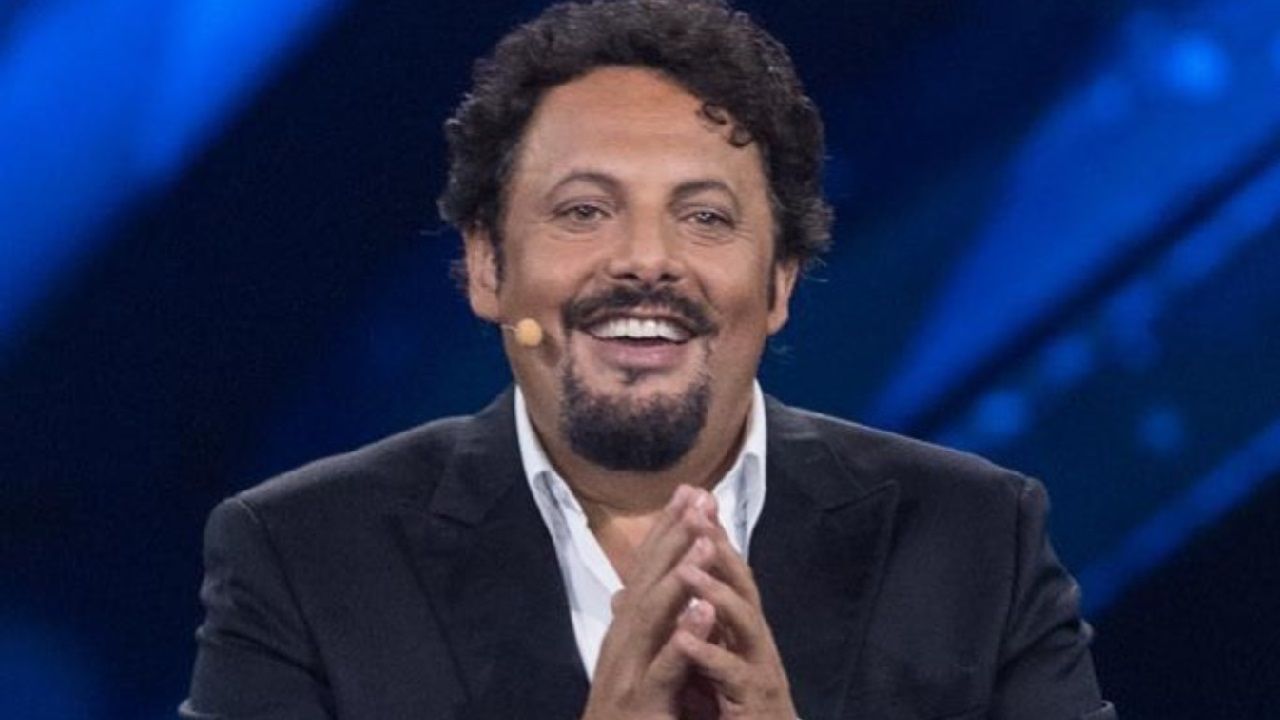 Enrico Brignano sketch