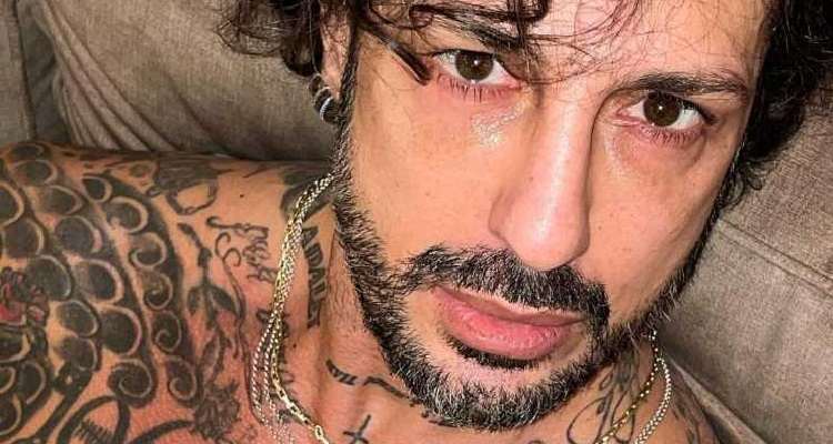 Fabrizio Corona serio