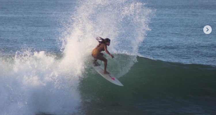 Katherine Diaz surf