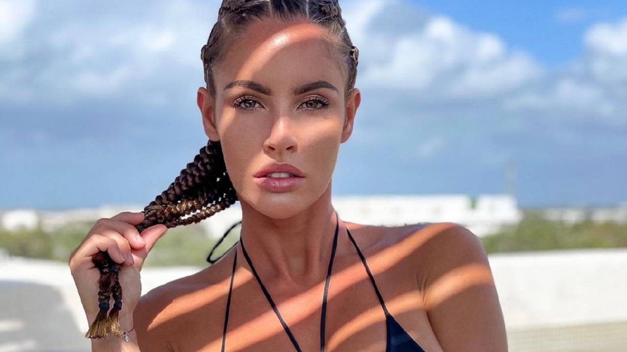 Lucia Javorcekova sensuale