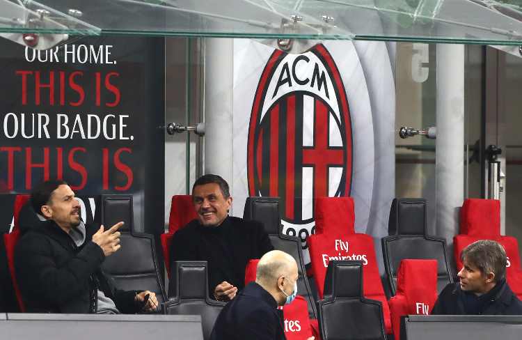 Ibrahimovic in panchina durante Milan-Udinese
