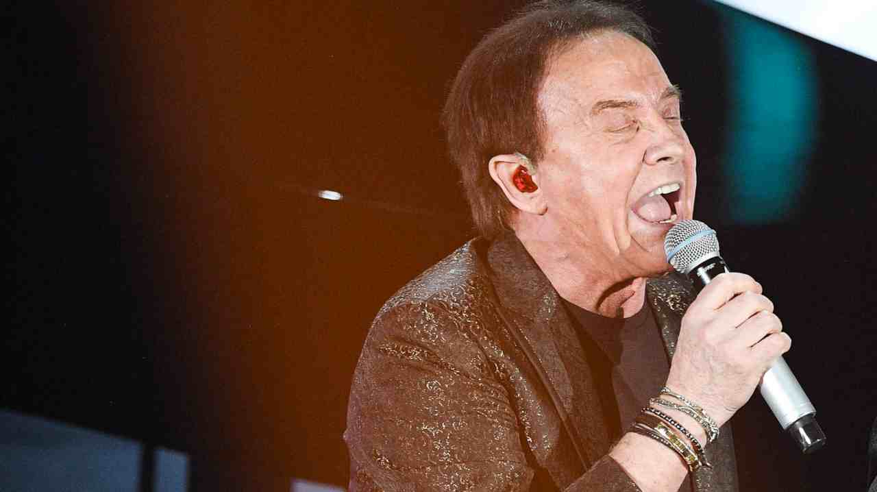 Roby Facchinetti canta