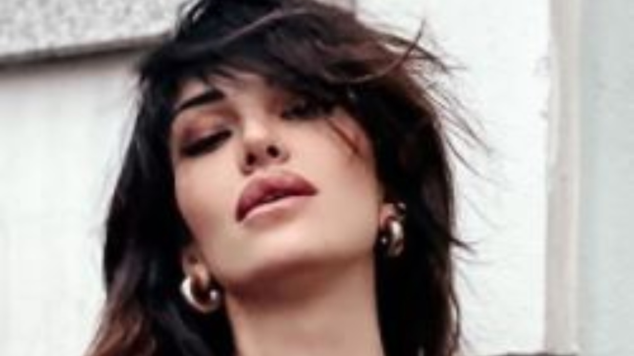 Rosa Perrotta Tuta Sensuale