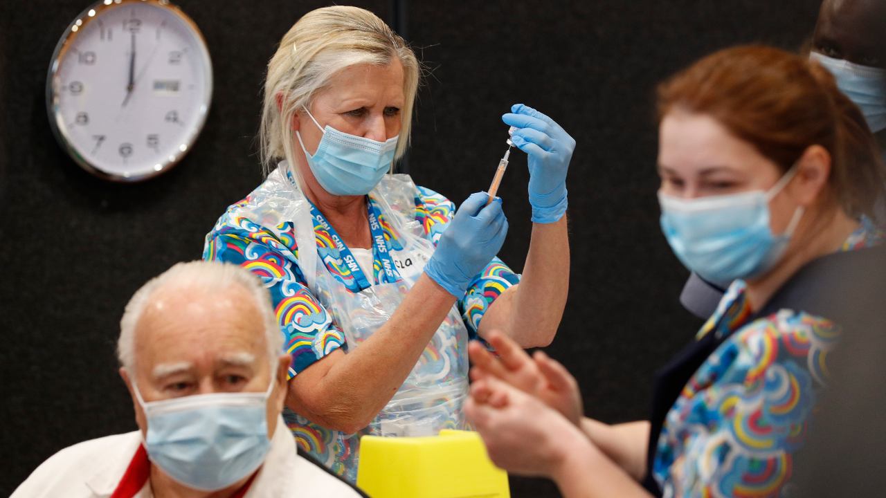 Riprendono Vaccinazioni AstraZeneca