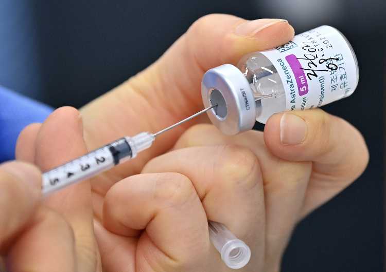 Fiala di vaccino Covid AstraZeneca