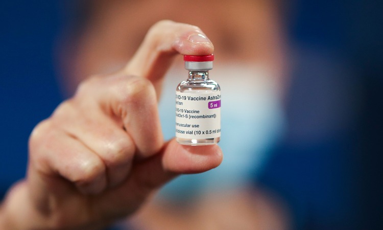 Riprendono Vaccinazioni AstraZeneca