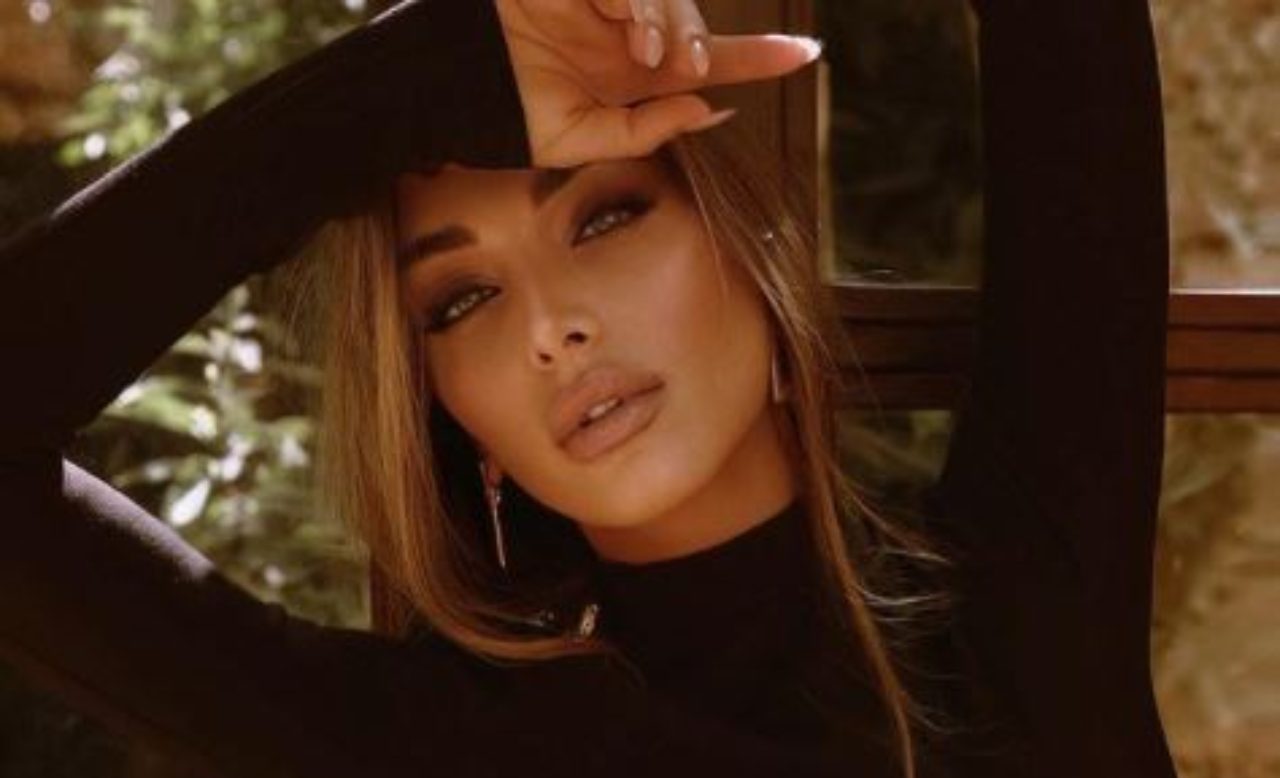 Elisa De Panicis primo piano