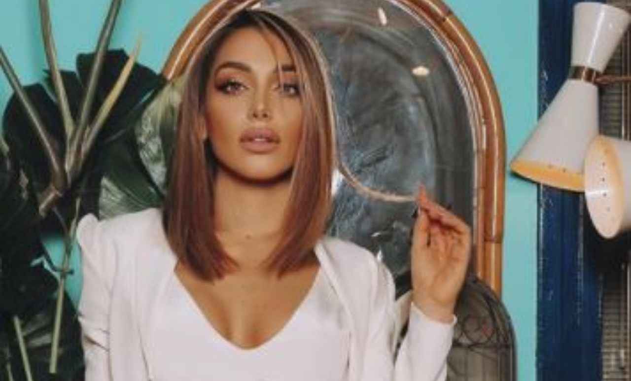 Elisa De Panicis primo piano