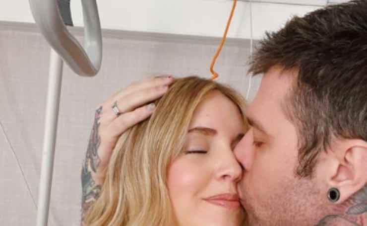 fedez chiara ferragni bacio 