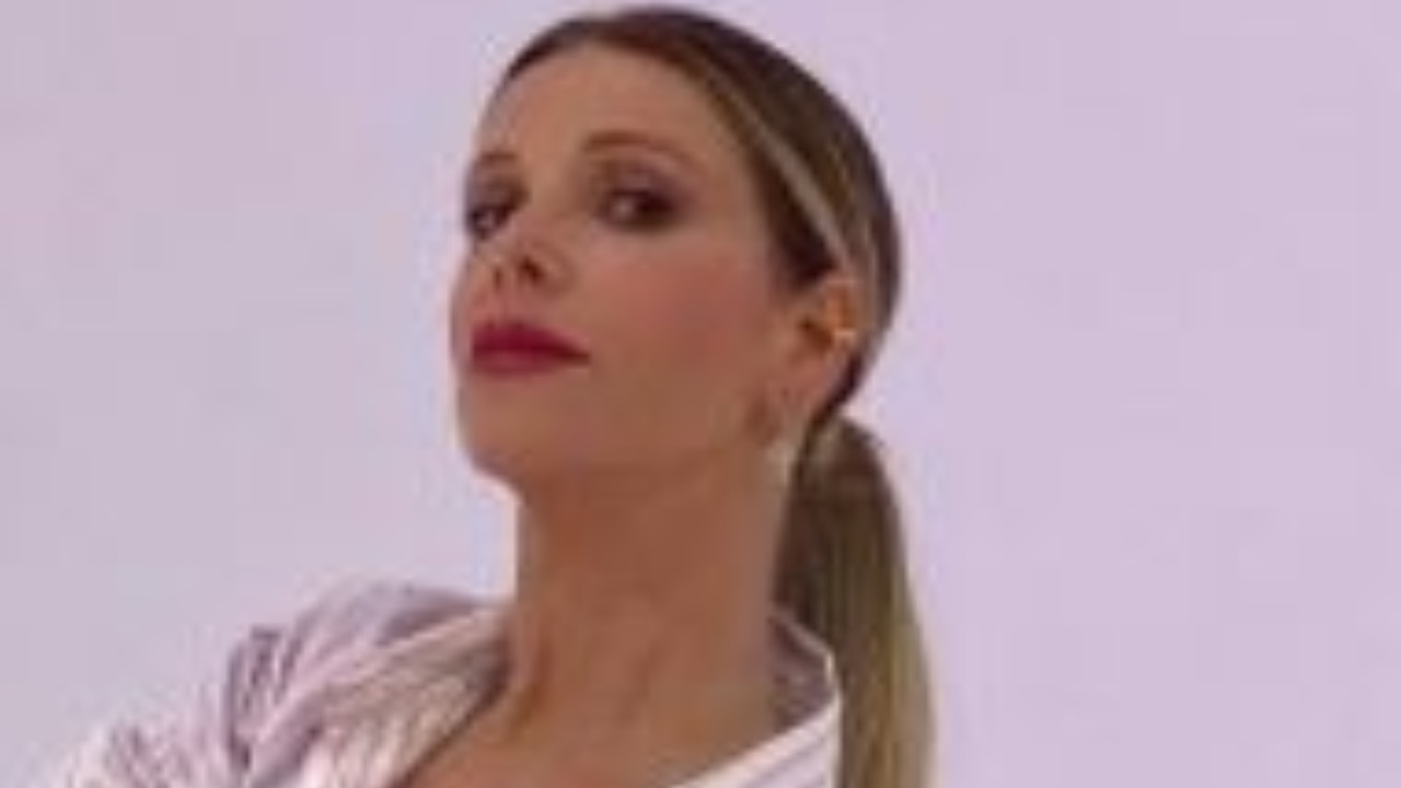 Alessia Marcuzzi Tacchi A Spillo Buonanotte