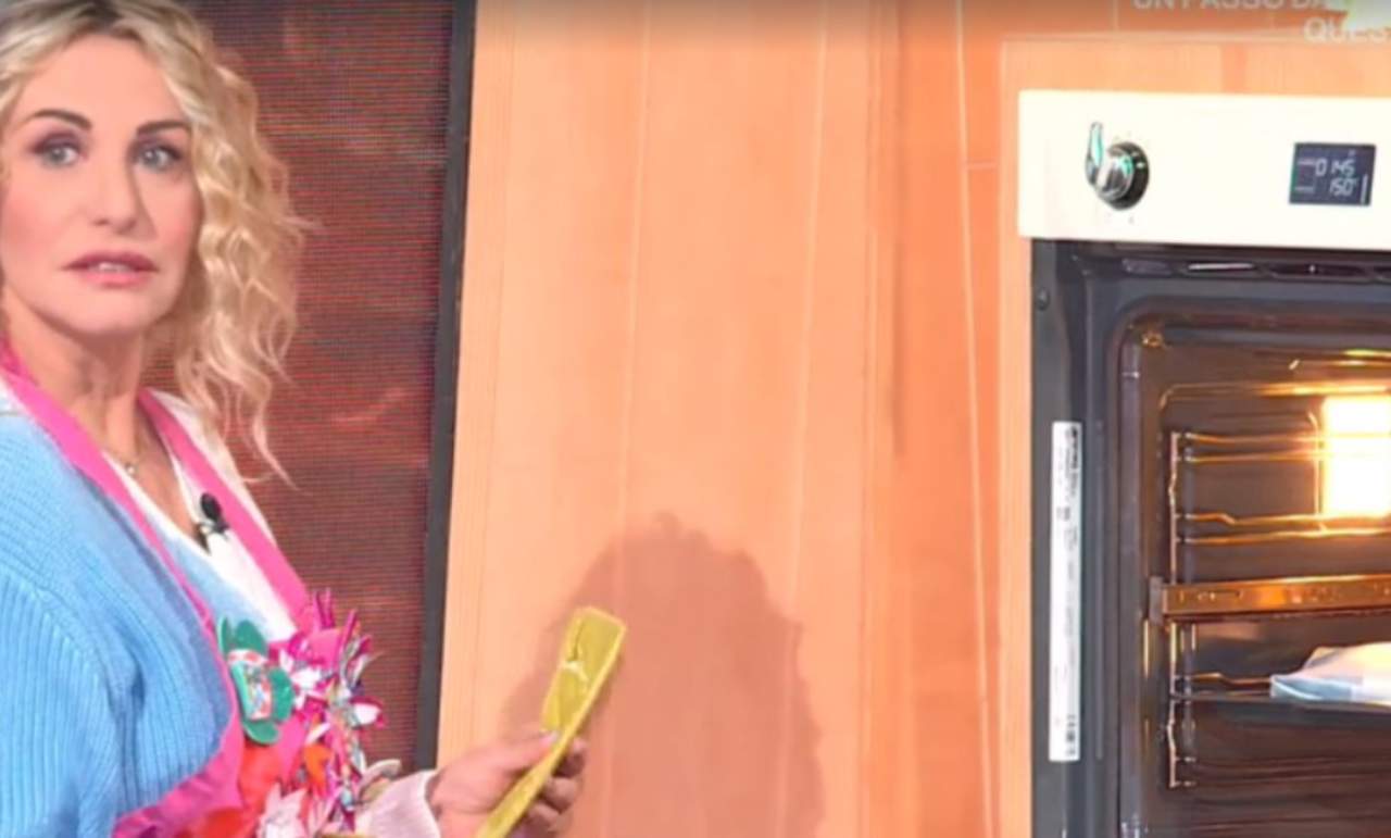 Antonella Clerici ad è sempre mezzogiorno