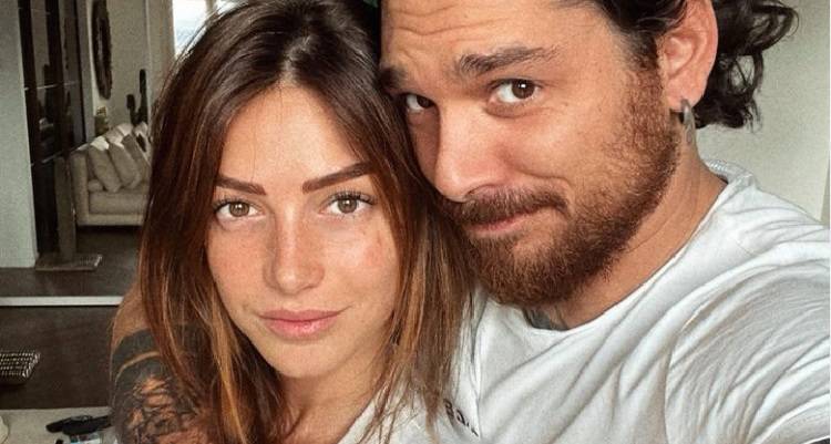 Andrea Cerioli invaghito della Isoardi? Cosa pensa la fidanzata Arianna