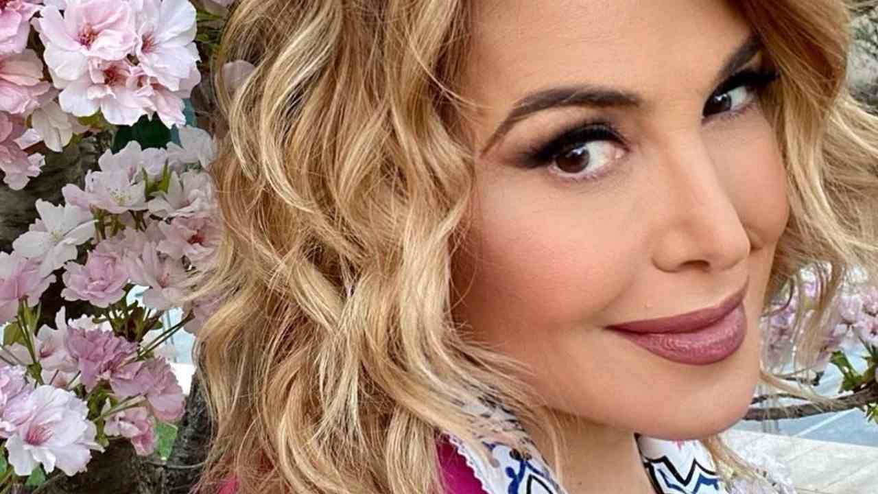 Barbara d'Urso sguardo seducente