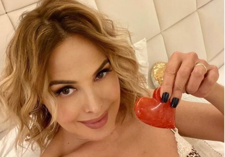 Barbara "col cuore" per il suo pubblico